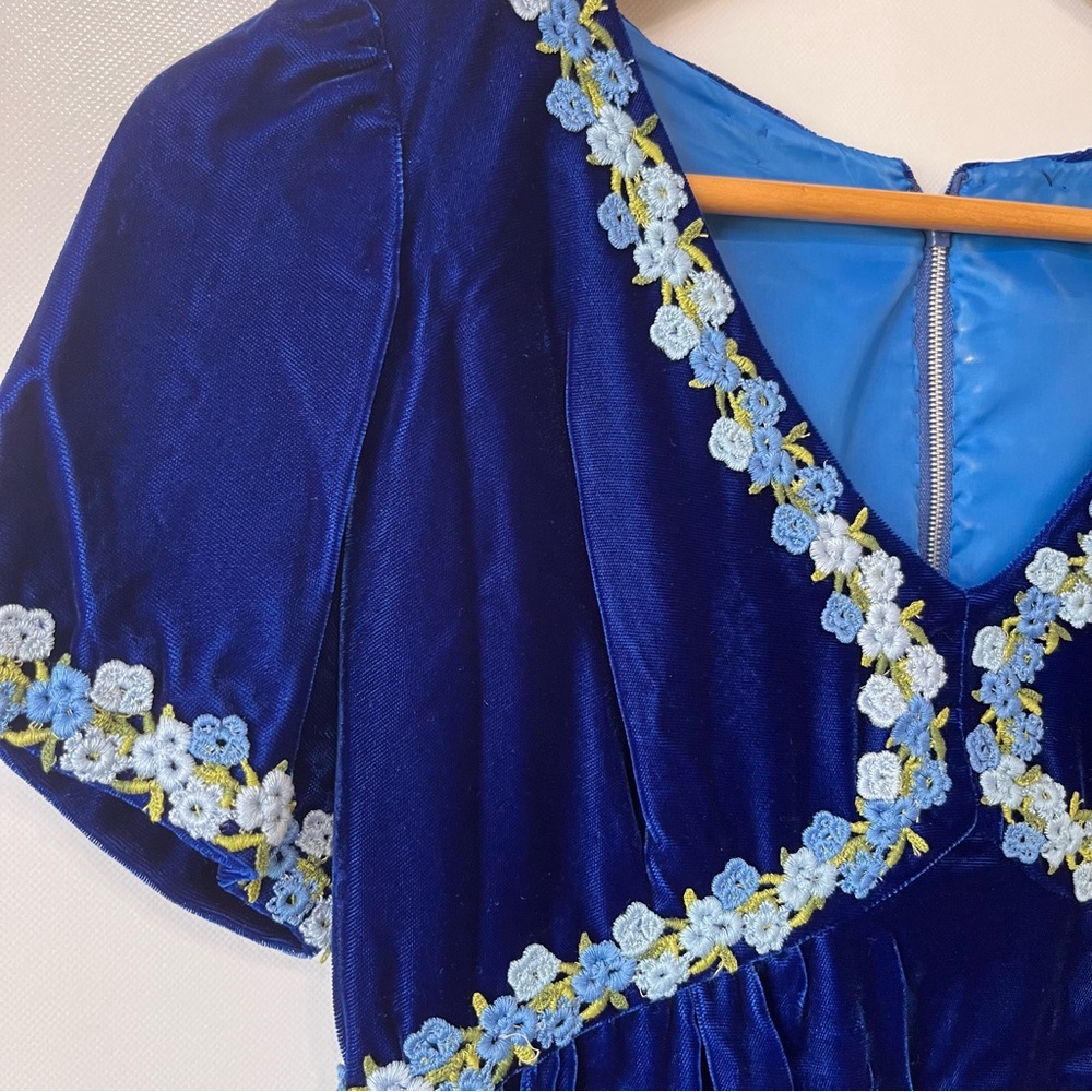 Vtg Blue Velvet 60’s 70’s Floral Empire Waist Renaissance Maxi Dress - Picture 2 of 7